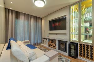 Delle Alpi 211B - Apê com vista para Roda Gigante