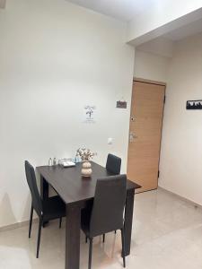 Petralona modern apartment near metro & Acropolis