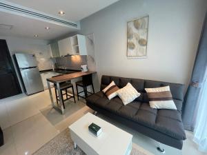 Emerald Terrace Condo 10-Family One Bed & Sofa Bed Garden View