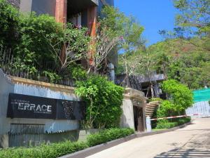 Emerald Terrace Condo 10-Family One Bed & Sofa Bed Garden View