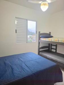 Ap 350 a pé praia Perequê Mirim, Santa Rita, Enseada, a 5 minutos de carro Lamberto, Lázaro e Domingas Dias