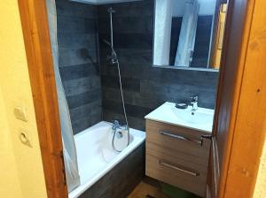 Voinettes B5 VNB5 TELECABINE & MOUNTAIN 4 Pers