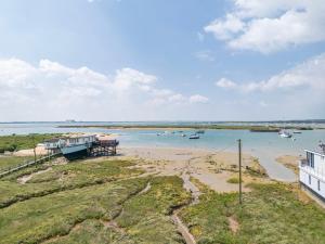 Lorna, Houseboat , West Mersea