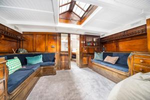 Lorna, Houseboat , West Mersea