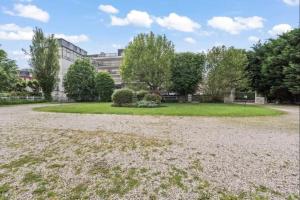 Studio 100M de la plage & casino