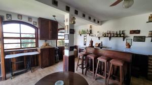 Linda Chácara - Alpes de Guararema Condominio - MINIMO 2 NOITES