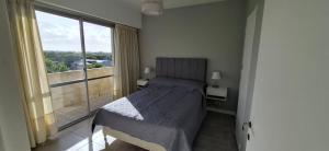 Departamento de 3 ambientes con cochera