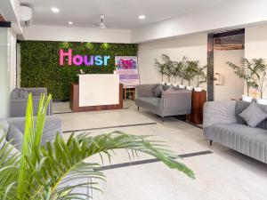 Housr Wakad Pune, Hinjawadi Road