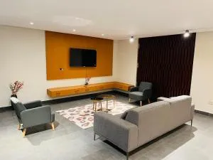 Villa Torino 2 - moderne et spacieuse avec toutes les commodités pour vous sentir chez vous - Djoungolo