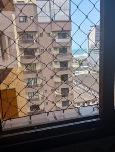 Ap uma esquina da praia