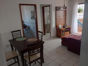 Ap uma esquina da praia