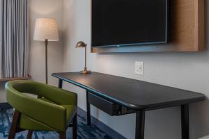 Suite, 1 King, Sofa bed room in Fairfield Inn & Suites by Marriott Pensacola West I-10