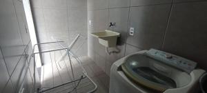 Vila Foz HOSTEL AP6 Apartamento completo de casal com garagem fechada e lavanderia, Temos Uber e guia turístico para indicar, Nosso apartamento é o melhor custo benefício de Foz do Iguaçu