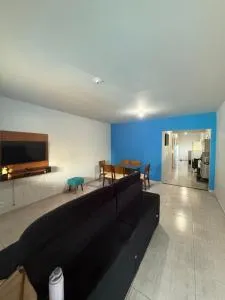 Casa Azul 2 quartos - Fonseca