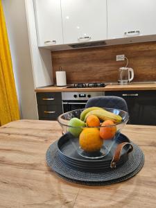 Boutique apartment yellow 1