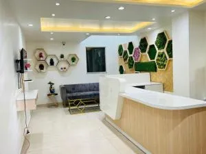 Hotel Skylark & Banquet - Pīrthala