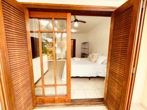 Casa Oásis | Jurerê | 400m do mar | 6 qtos com ac