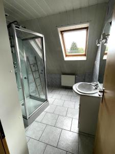 Appartements Appartement Betschdorf Cite des potiers : photos des chambres