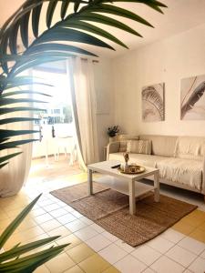 Golden Sun Apartment