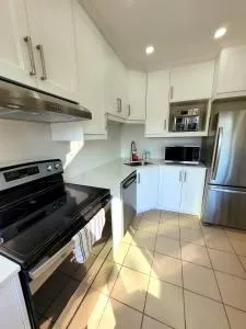 Deluxe Queen Rooms Downtown - Swansea