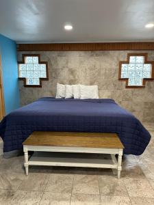 Deluxe King Studio room in Nautical Motel