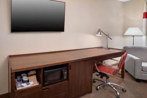 Four Points by Sheraton Edmonton West