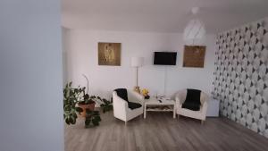 Neferprod Apartments - IS - CAM 05