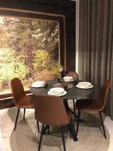 Premium City Center Apartment Glassed Balcony FREE PRIVATE PARKING - Kemi