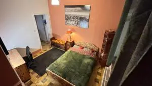 Charming studio in Tournai, 25m² with parking - Bourgage