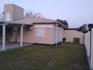 Casa Aconchegante em Capão Novo - Capão Novo