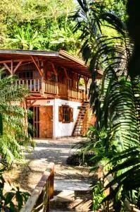 Casa Escondida - Carrillo