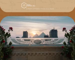 Mirage pyramids view hotel