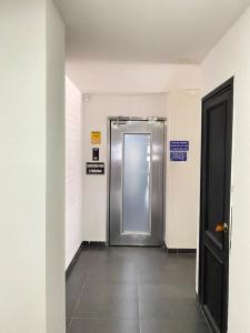 Cómodo y central apartaestudio