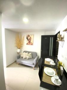 Cómodo y central apartaestudio