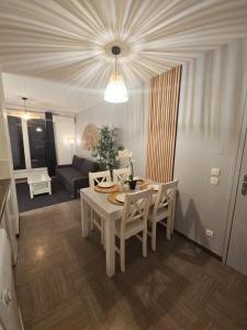 Appartements La terrasse de l'Imbut - Climatisation & Piscine : photos des chambres