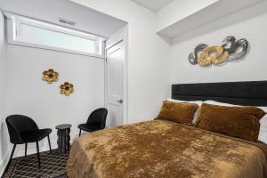 Cozy 2BR Family Friendly Retreat With Parking and Just 6 Minutes away from Niagara Falls