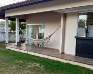 Casa com 3 quartos próxima à praia