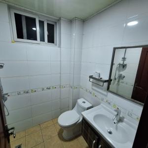 Swahili Rose H& Apartment