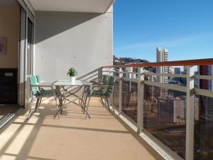 Apartamento con jacuzzi, sauna, gimnasio y piscina enfrente del mar