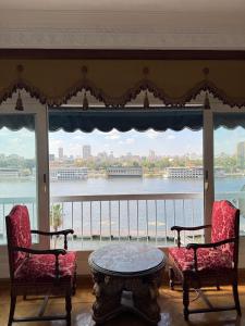 Prestigious Nilefront Residence, 5-Star Cairo Views