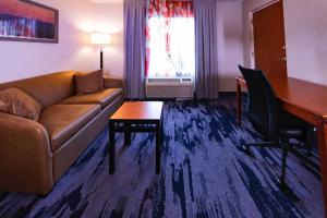 King Studio with Sofa Bed room in Fairfield Inn & Suites by Marriott Valdosta
