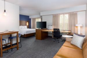 Queen Studio with Sofa Bed room in Residence Inn by Marriott Boston Brockton/Easton
