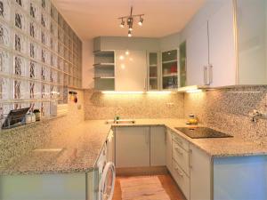 Townhouse in Rosas with Garden near Beach