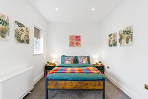 Stylish Modern Central Flat