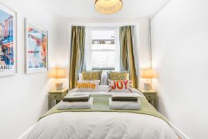 Central Brighton - FREE Parking - Sleeps 5