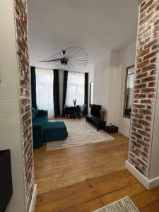 Echoes of the Mirror