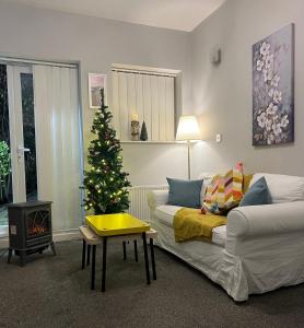 Fabulous & Spacious Garden Flat near Kings Cross St Pancras