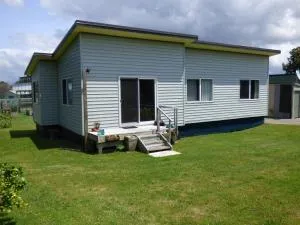 Lowlands Holiday Home - Waikino