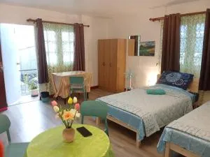 Ban Suanlum - Bang Kapi