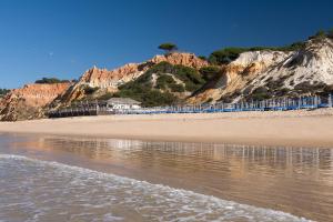 Pine Cliffs Hotel, a Luxury Collection Resort, Algarve